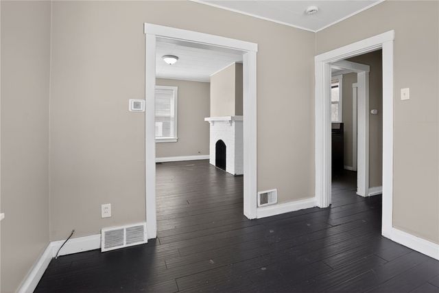 817 Elizabeth St, Wilkins Twp, PA 15221