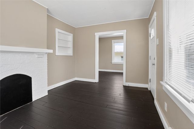 817 Elizabeth St, Wilkins Twp, PA 15221