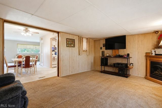 819 Navajo Trail, Macedonia, OH 44056