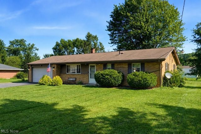 819 Navajo Trail, Macedonia, OH 44056