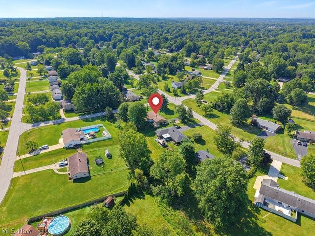 819 Navajo Trail, Macedonia, OH 44056