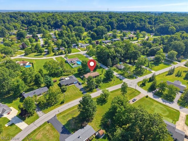 819 Navajo Trail, Macedonia, OH 44056