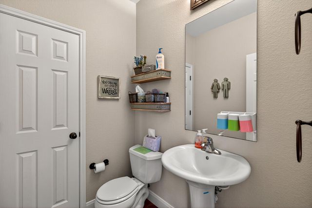 518 Morgan Creek DR, Burnet, TX 78611