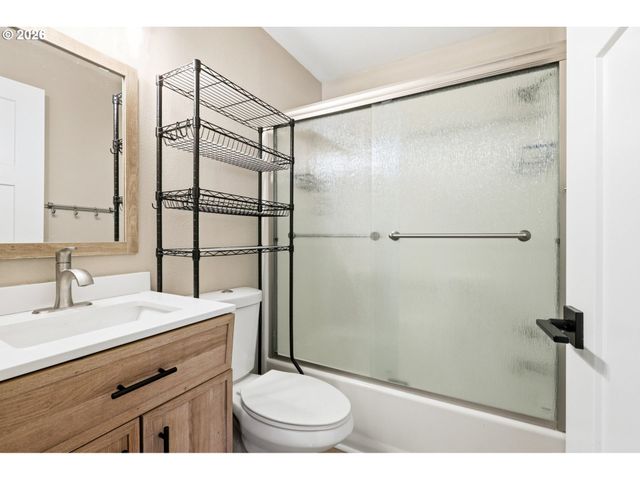 12706 Ne 39TH St, Vancouver, WA 98682