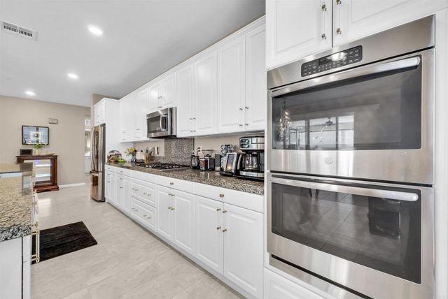 28581 Wedelia Street, Menifee, CA 92584