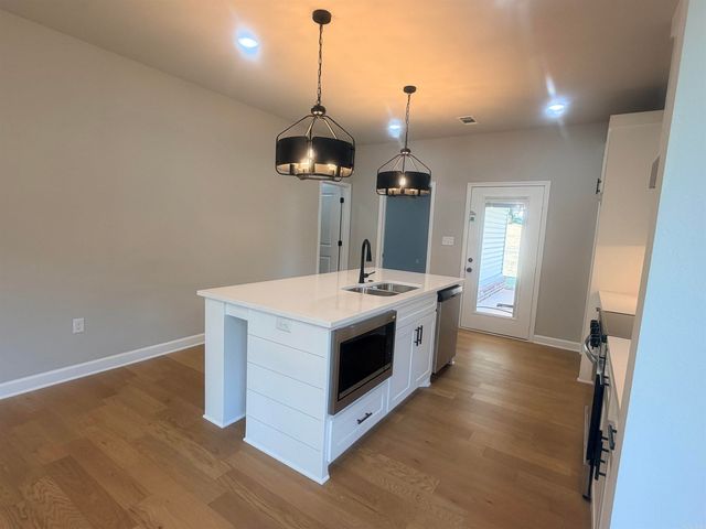 226 S Richards Street, Benton, AR 72015