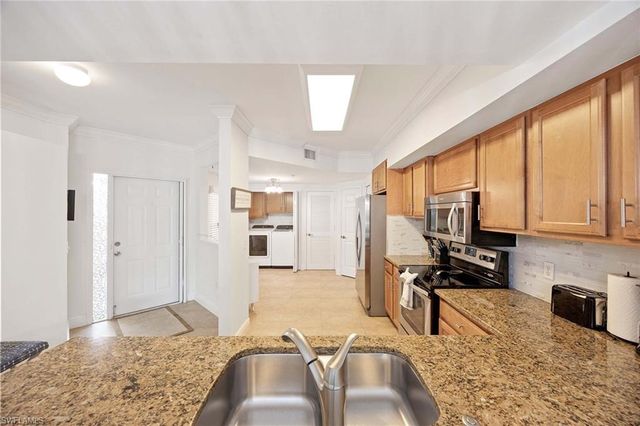 5455 Worthington LN 103, Naples, FL 34110