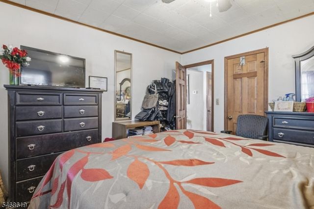 406 W 15Th St, Linden City, NJ 07036
