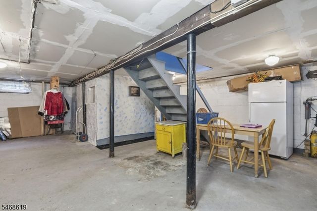 406 W 15Th St, Linden City, NJ 07036