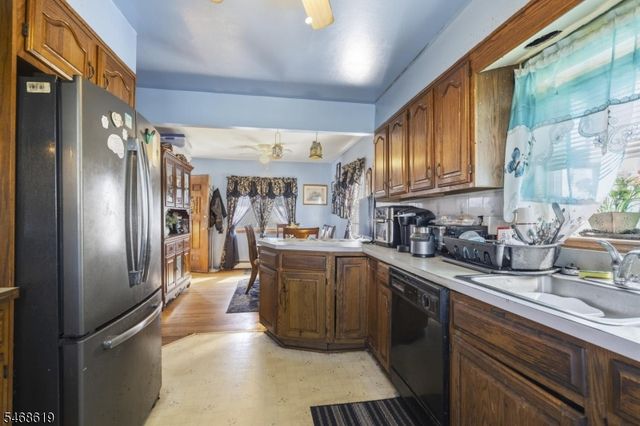 406 W 15Th St, Linden City, NJ 07036
