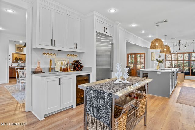 4211 N Honeysuckle Lane, Jackson, MS 39211