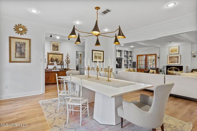 4211 N Honeysuckle Lane, Jackson, MS 39211