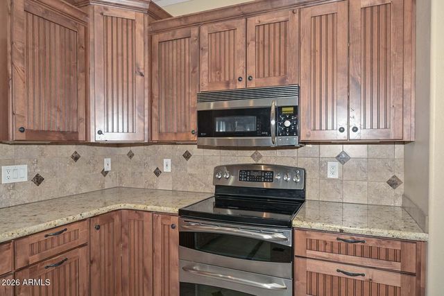 10841 W ANGELS Lane, Peoria, AZ 85373