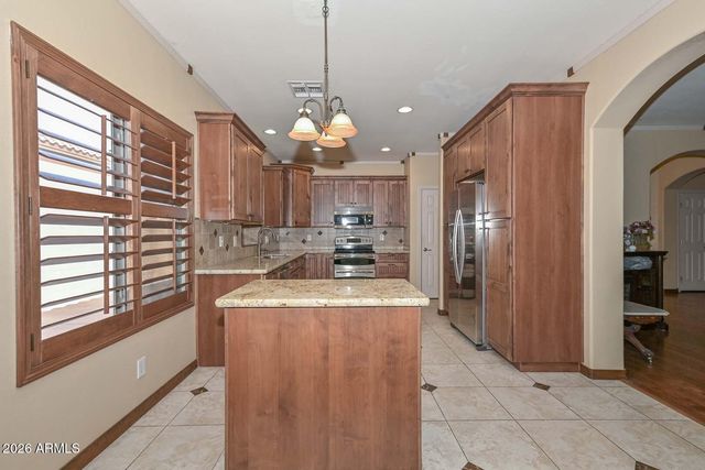 10841 W ANGELS Lane, Peoria, AZ 85373