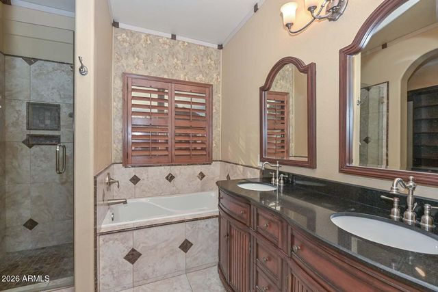 10841 W ANGELS Lane, Peoria, AZ 85373