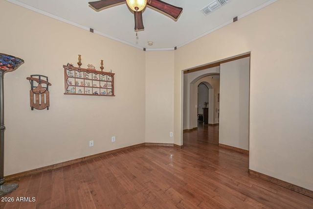 10841 W ANGELS Lane, Peoria, AZ 85373