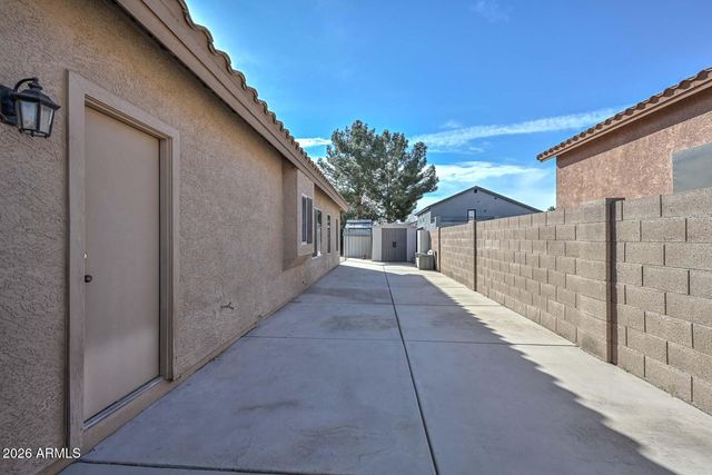 10841 W ANGELS Lane, Peoria, AZ 85373