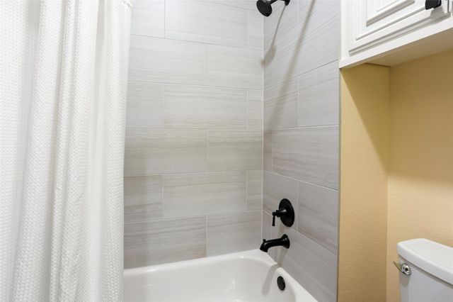 172 Bent Tree Lane, Montgomery, TX 77356