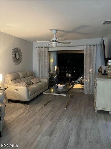 3914 Orange Grove BLVD 5, North Fort Myers, FL 33903