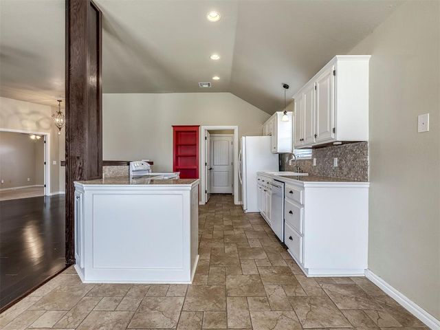 2812 Dalewood Terrace, Norman, OK 73071