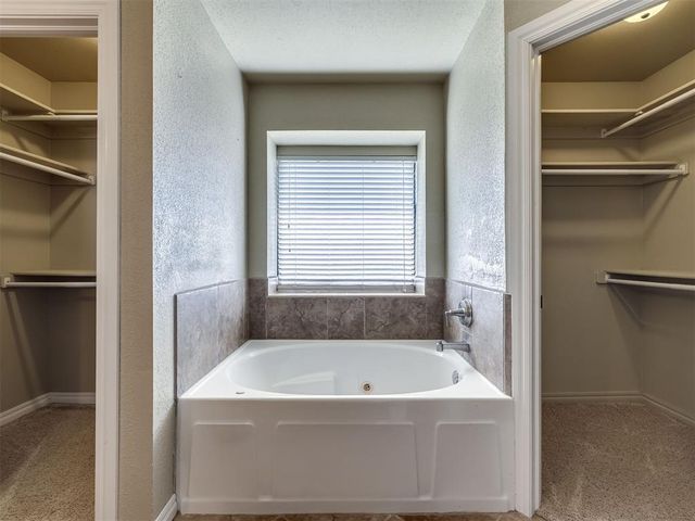 2812 Dalewood Terrace, Norman, OK 73071