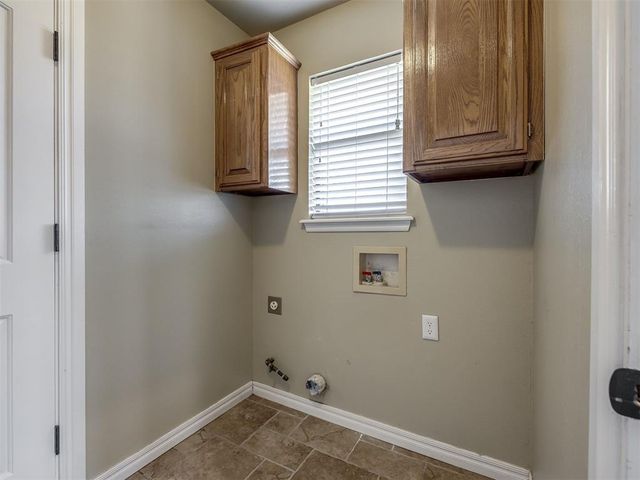 2812 Dalewood Terrace, Norman, OK 73071