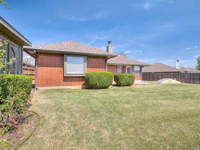 2812 Dalewood Terrace, Norman, OK 73071