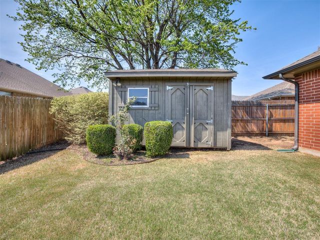 2812 Dalewood Terrace, Norman, OK 73071