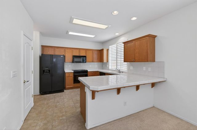 4113 W Cherry Tree Lane, Fresno, CA 93722