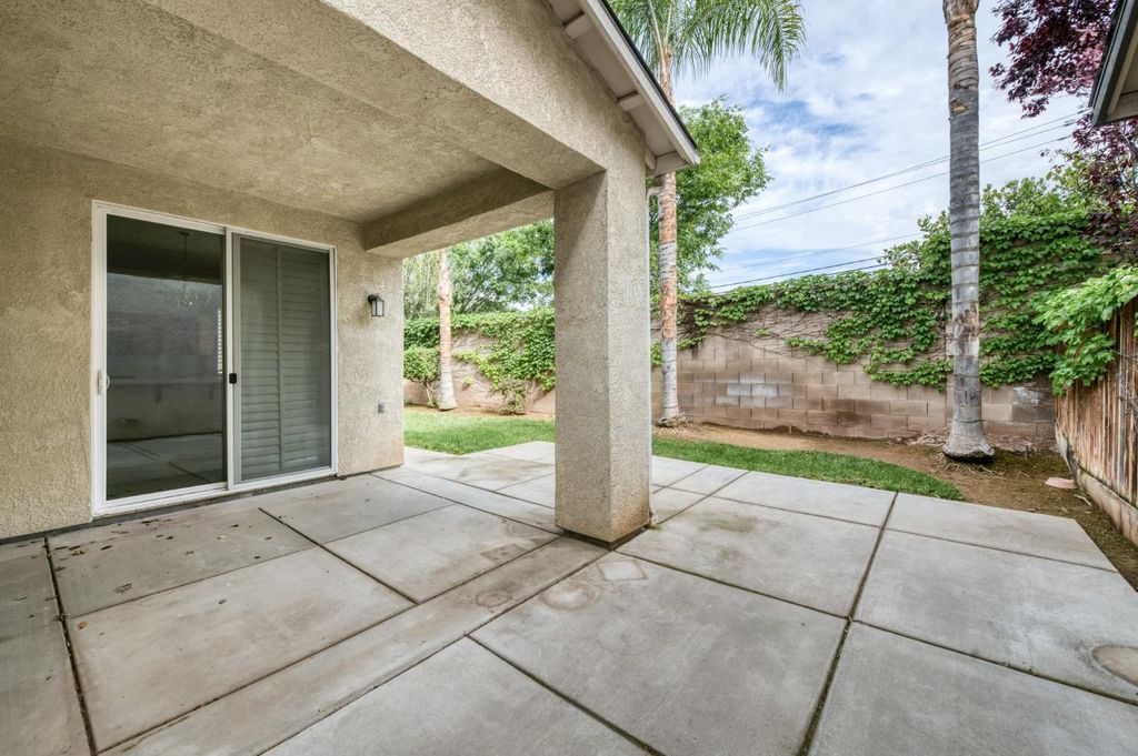 Image 26 of property listing at 4113 W Cherry Tree Lane, Fresno, CA 93722