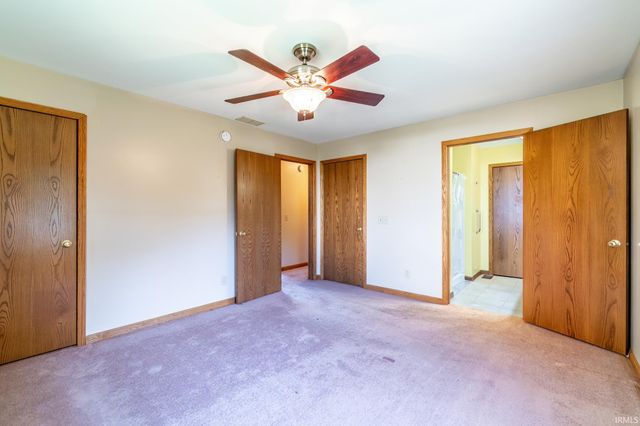 9540 E 500 S Road, Wolcottville, IN 46795