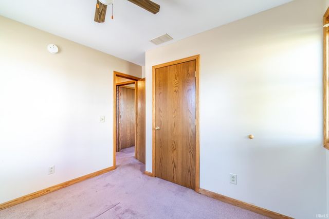 9540 E 500 S Road, Wolcottville, IN 46795