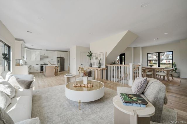 85 Roanoke Court, Riverhead, NY 11901