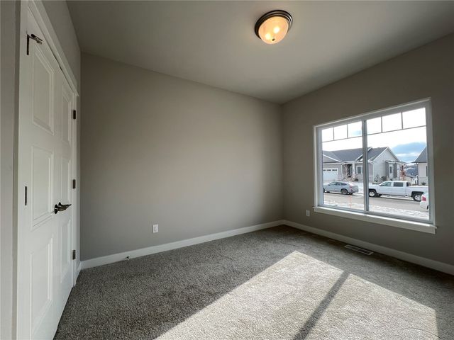 1222 Berkshire Lane, North Liberty, IA 52317