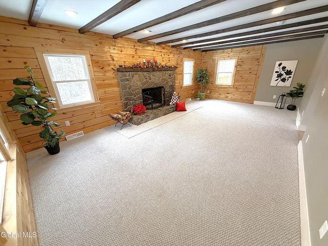 20 N Pine Drive, Nassau, NY 12123