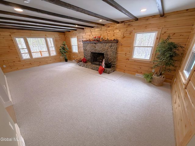 20 N Pine Drive, Nassau, NY 12123