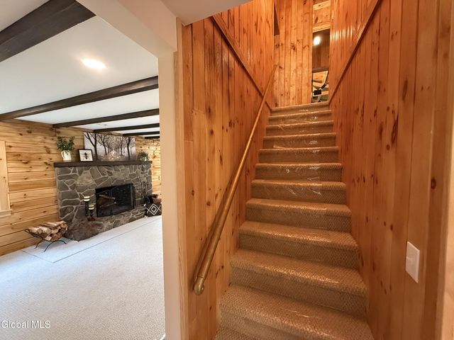 20 N Pine Drive, Nassau, NY 12123