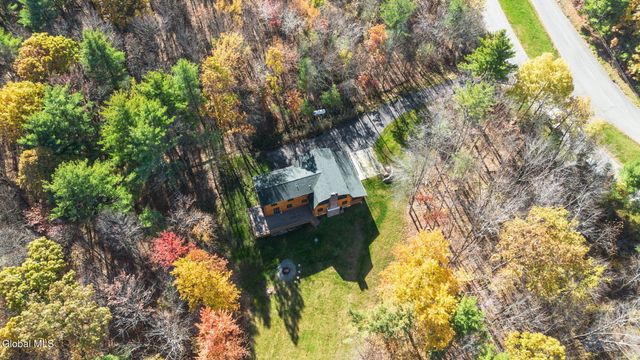 20 N Pine Drive, Nassau, NY 12123