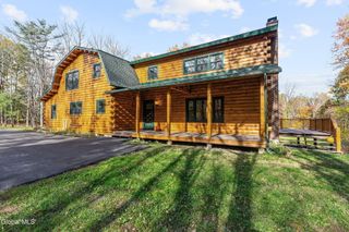 20 N Pine Drive, Nassau, NY 12123