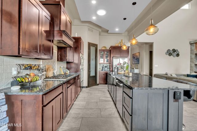 12284 Fresh Water Drive, Horizon City, TX 79928