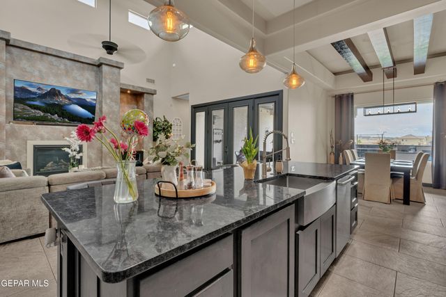 12284 Fresh Water Drive, Horizon City, TX 79928