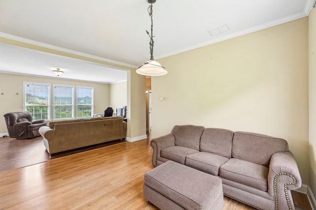 233 Scenic Ln, Auburntown, TN 37016