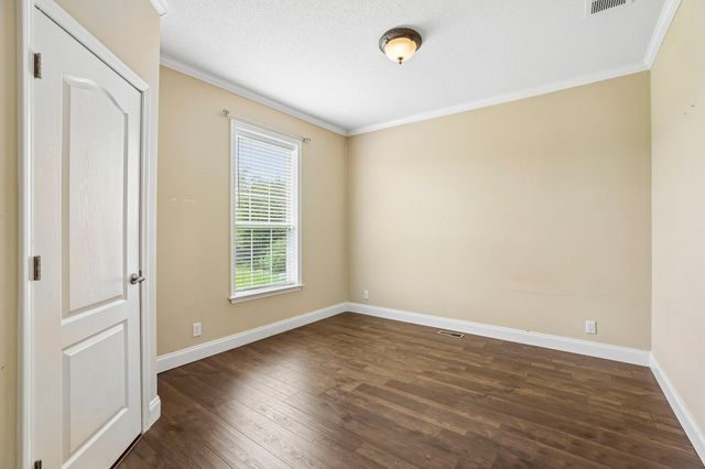 233 Scenic Ln, Auburntown, TN 37016