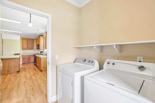 233 Scenic Ln, Auburntown, TN 37016