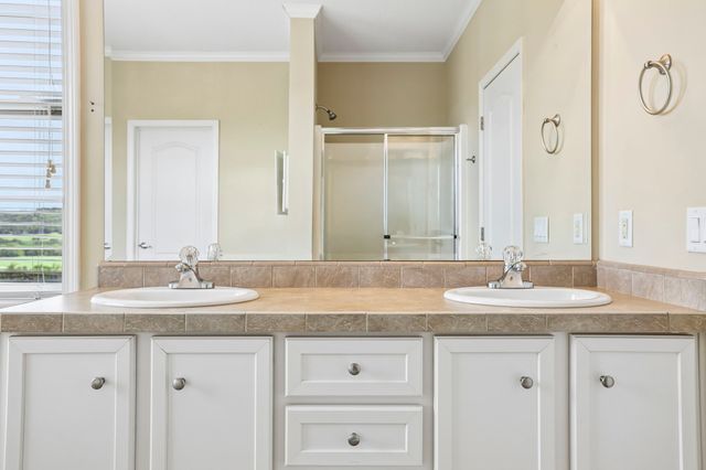 233 Scenic Ln, Auburntown, TN 37016