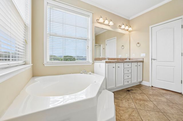 233 Scenic Ln, Auburntown, TN 37016