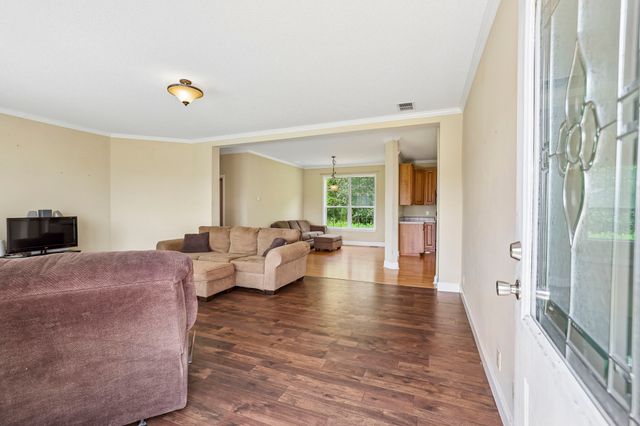 233 Scenic Ln, Auburntown, TN 37016