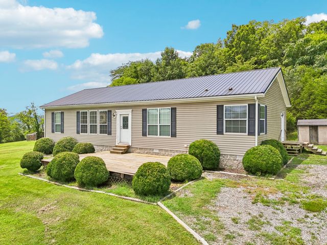 233 Scenic Ln, Auburntown, TN 37016