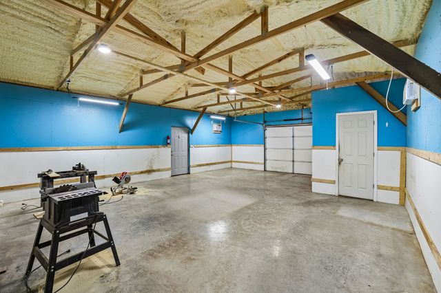 233 Scenic Ln, Auburntown, TN 37016
