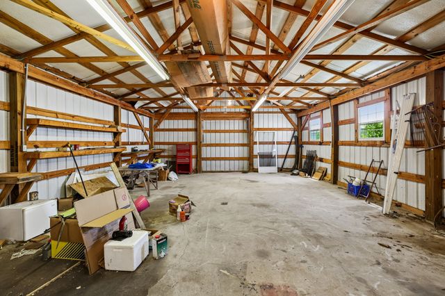 233 Scenic Ln, Auburntown, TN 37016